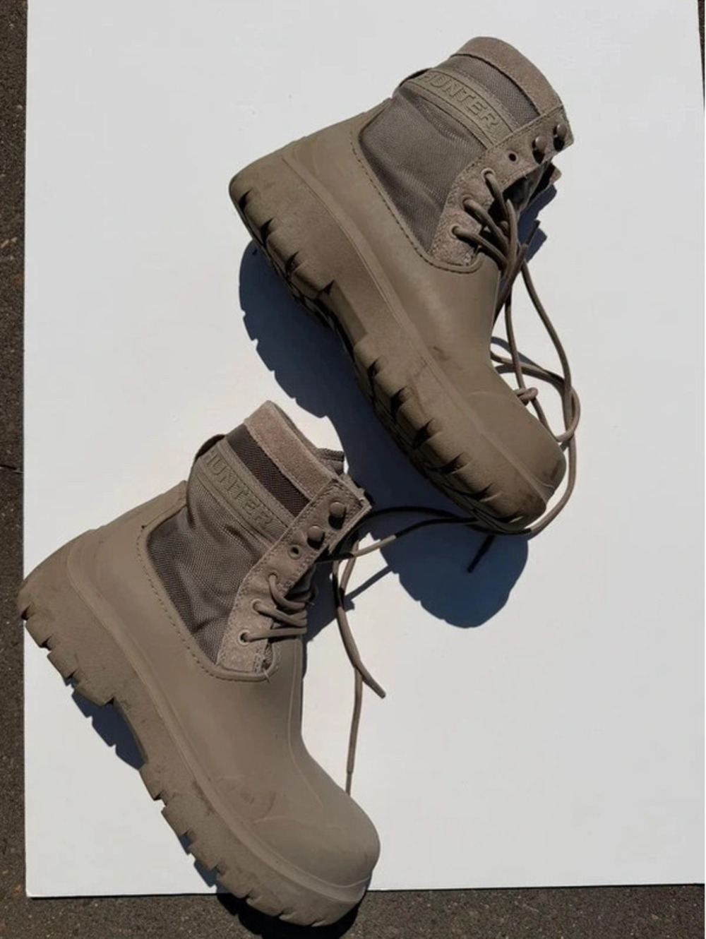 Men’s hunter combat boots size 9 or women’s size 11